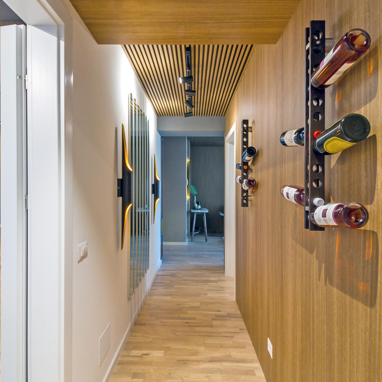 Home Talks – Apartament Masculine Vibes